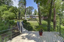 150 Castle Road  photo 4