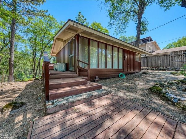 12390 Ridge Road, Middletown, CA 95461