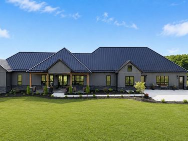 17100 N Liberty Road, Fredericktown, OH 43019