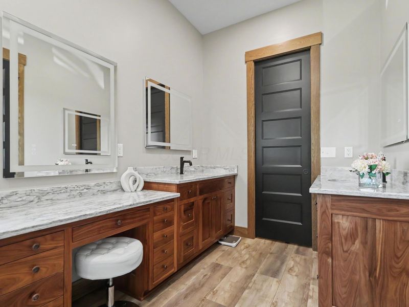 17100 N Liberty Road, Fredericktown, OH 43019 Photo 41