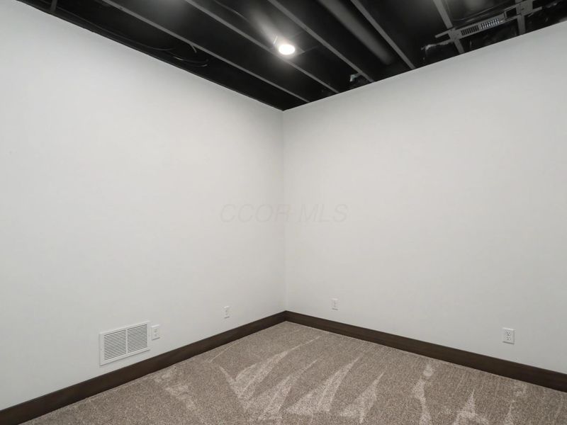 17100 N Liberty Road, Fredericktown, OH 43019 Photo 53