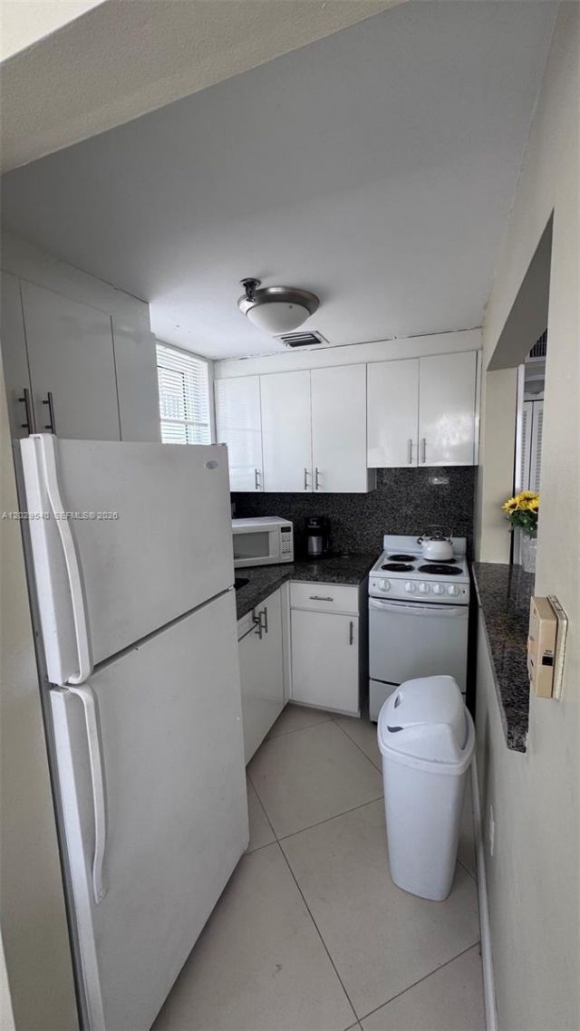 865 Collins Ave , Unit 210, Miami Beach, FL 33139 Photo