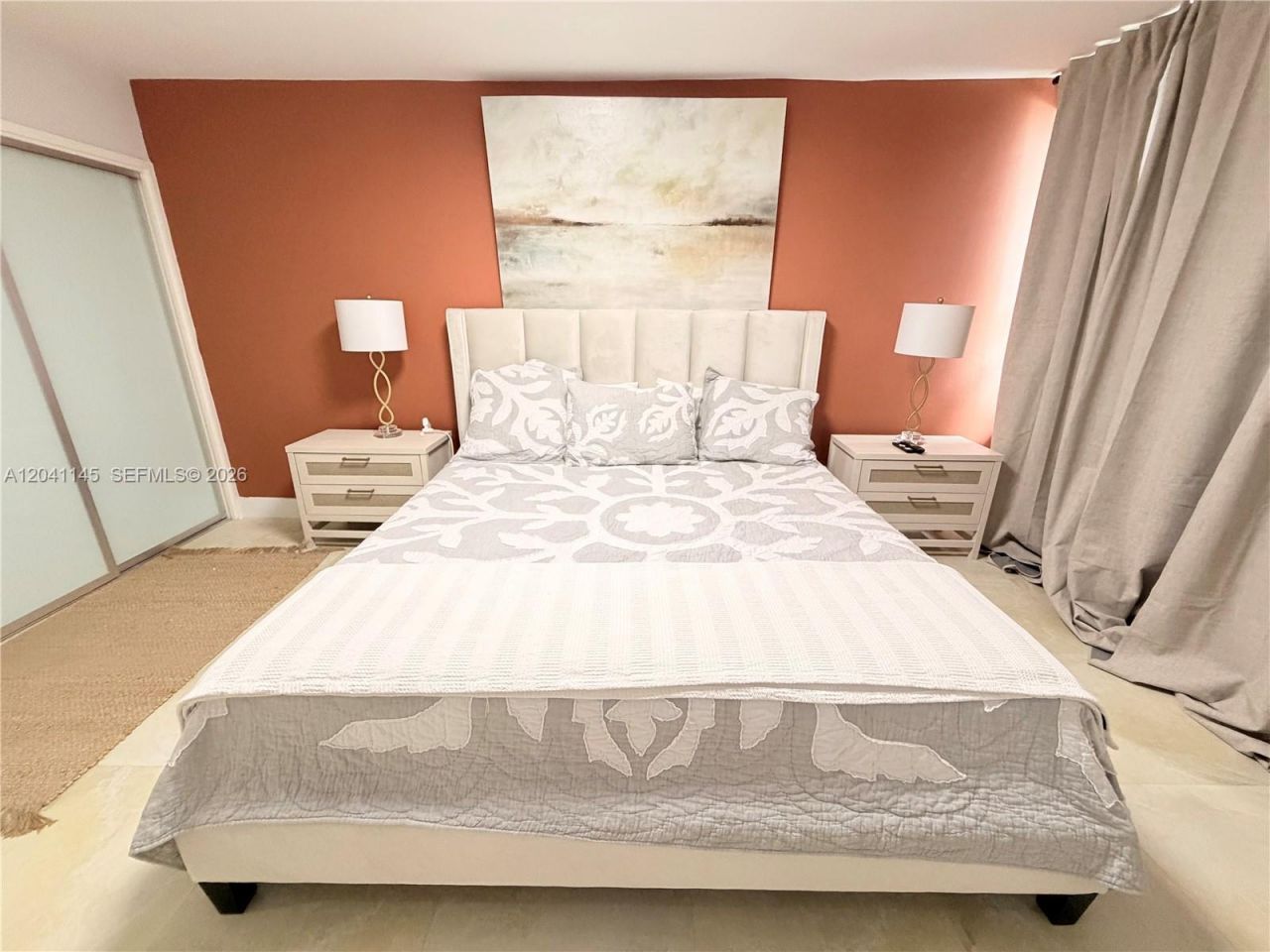 5225 Collins Ave , Unit 914, Miami Beach, FL 33140 Photo