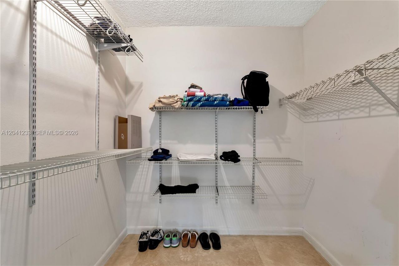 800 West Ave, Unit 635, Miami Beach, FL 33139 Photo