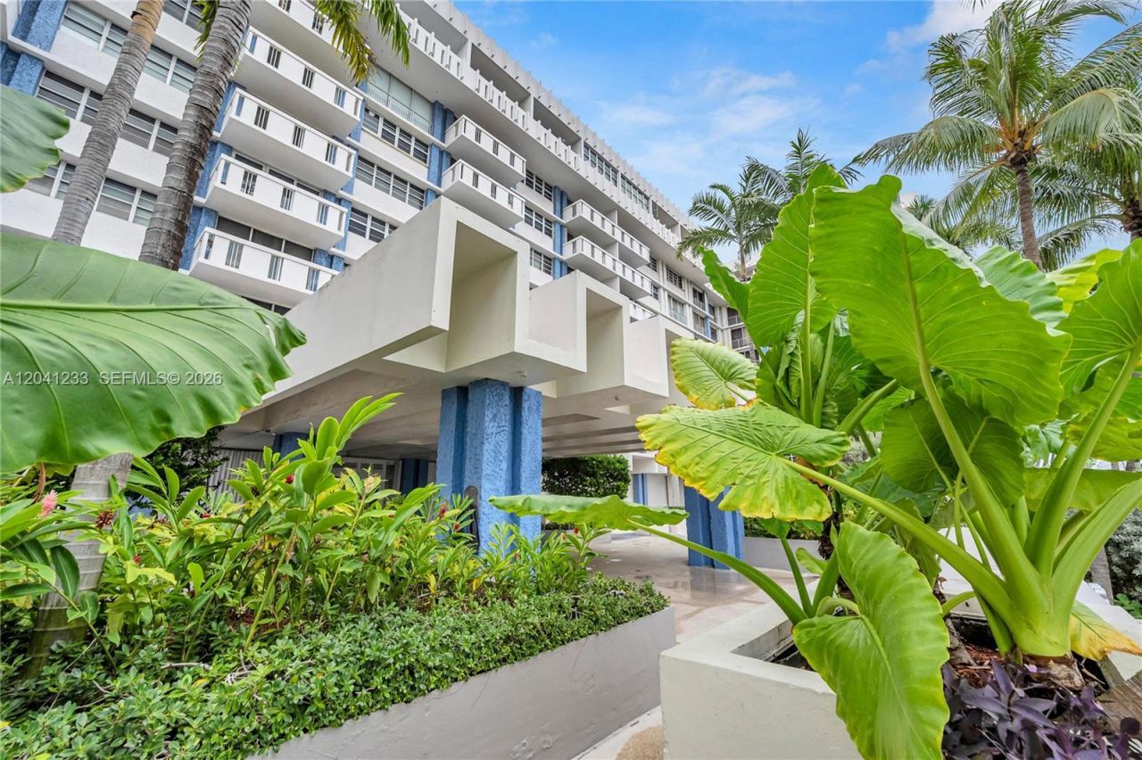 800 West Ave, Unit 635, Miami Beach, FL 33139 Photo