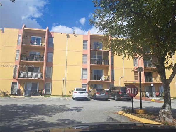 4721 NW 7th St , Unit 107-12, Miami, FL 33126