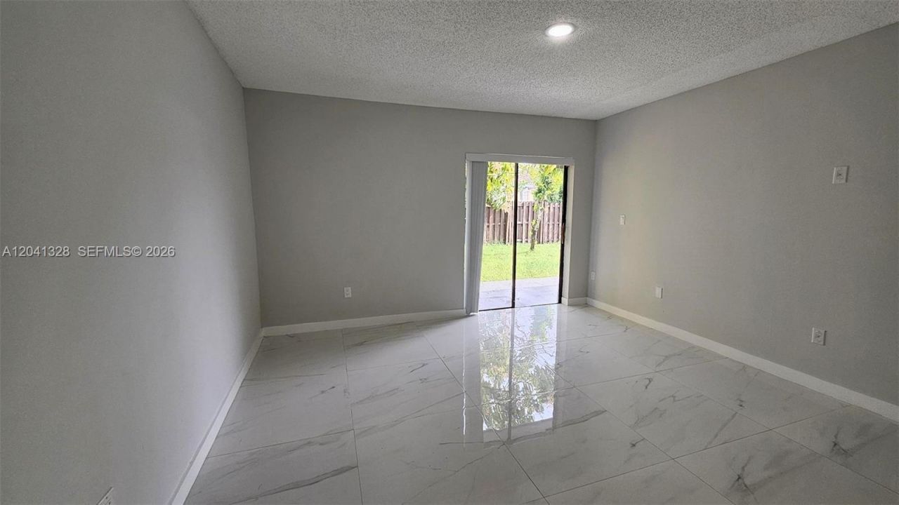 14470 SW 96th Ter , Miami, FL 33186 Photo