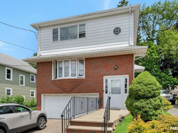 723 2nd Avenue, LYNDHURST, NJ 07071