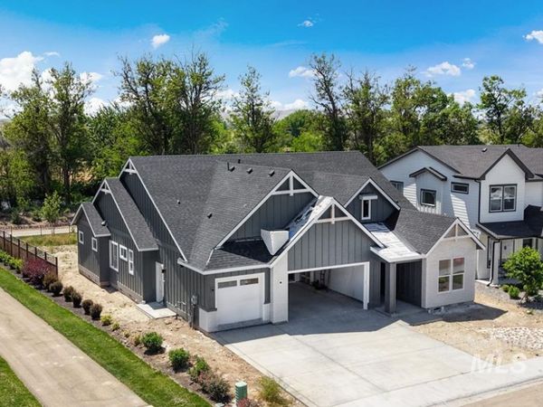 2141 E Thea Dr, Kuna, ID 83634