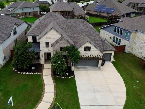 109 Leon LOOP , Liberty Hill, TX 78642