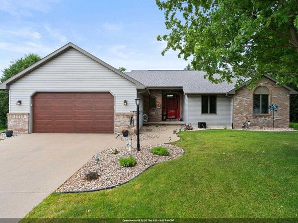 W2585 OAKBROOK COURT, Appleton, WI 54915