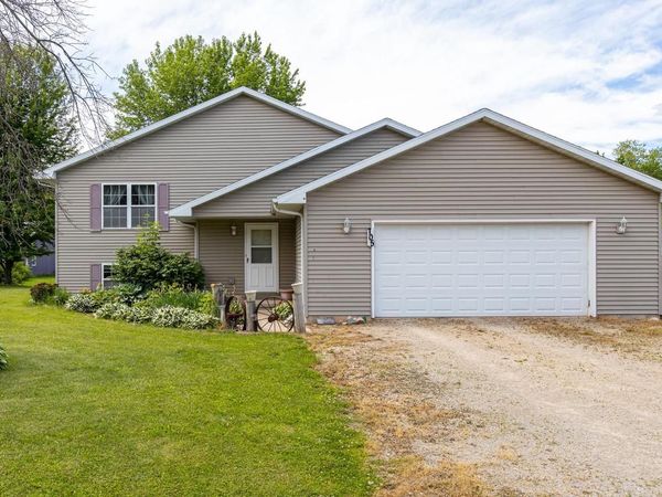 705 RIVERVIEW DRIVE, Fremont, WI 54940