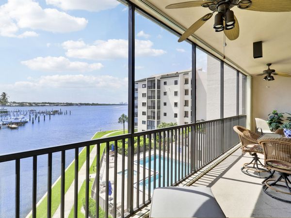 11370 Twelve Oaks Way, Unit 416, North Palm Beach, FL 33408