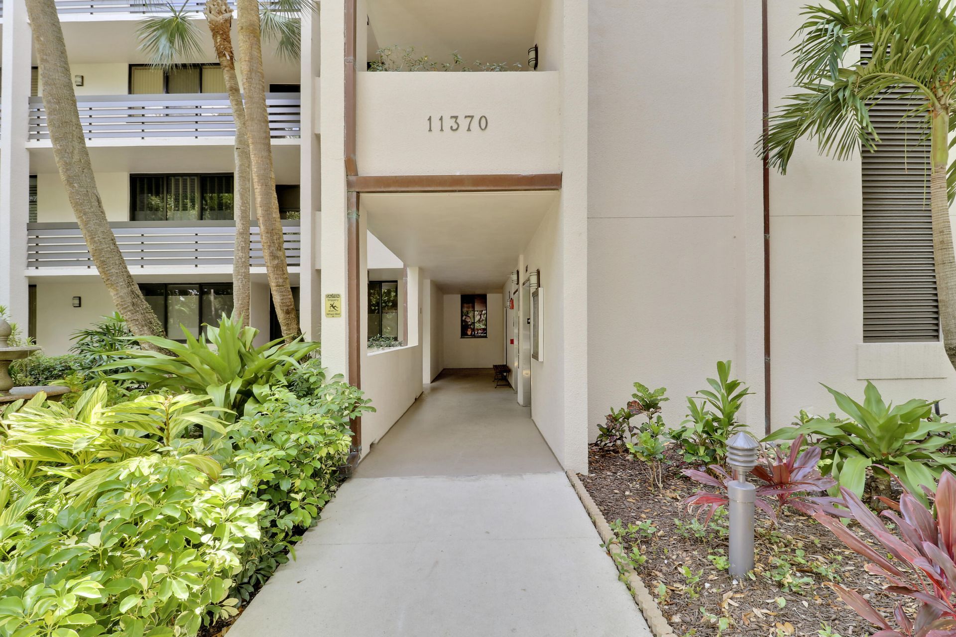 11370 Twelve Oaks Way, Unit 416, North Palm Beach, FL 33408 Photo
