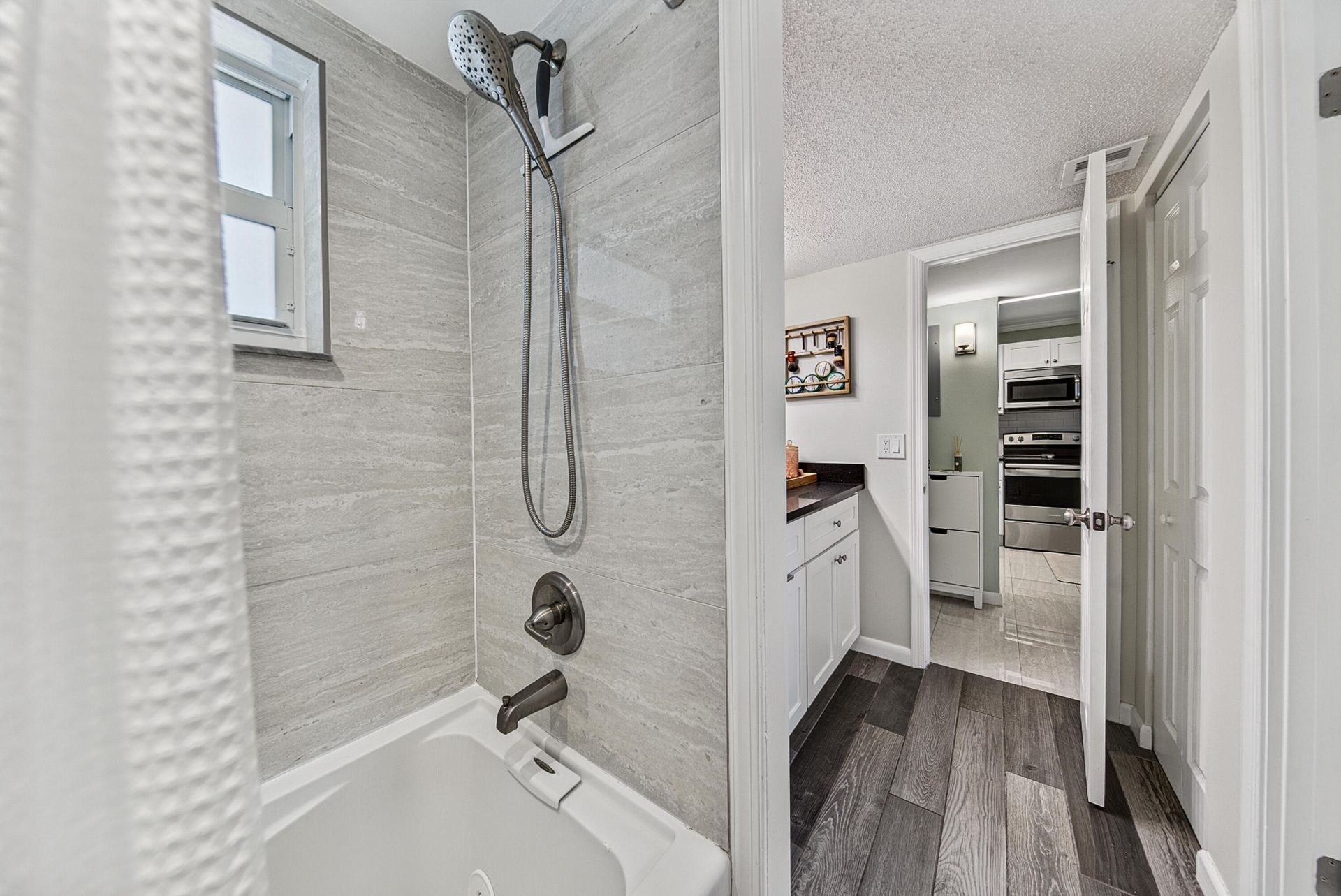 9420 Poinciana Place, Unit 108, Davie, FL 33324 Photo
