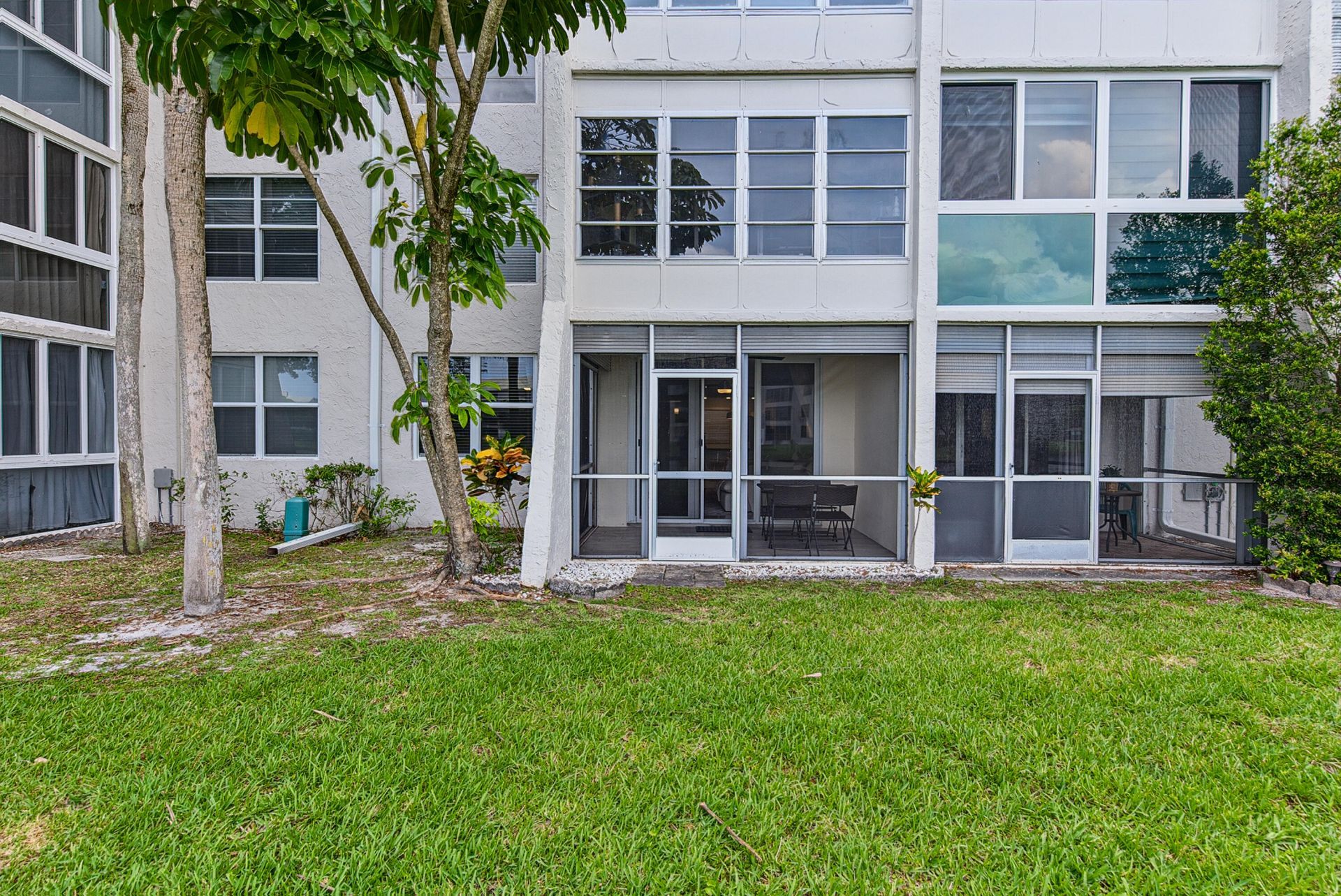 9420 Poinciana Place, Unit 108, Davie, FL 33324 Photo