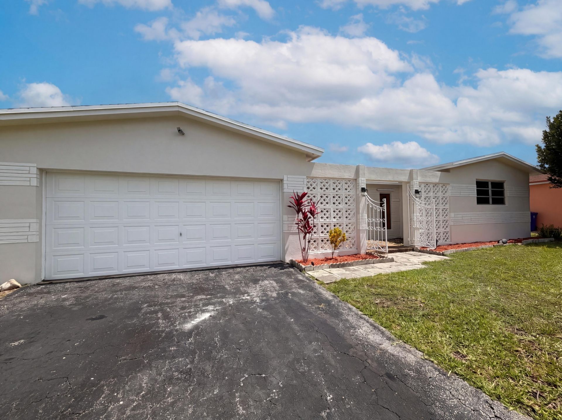 7141 Harbour Boulevard, Miramar, FL 33023 Photo