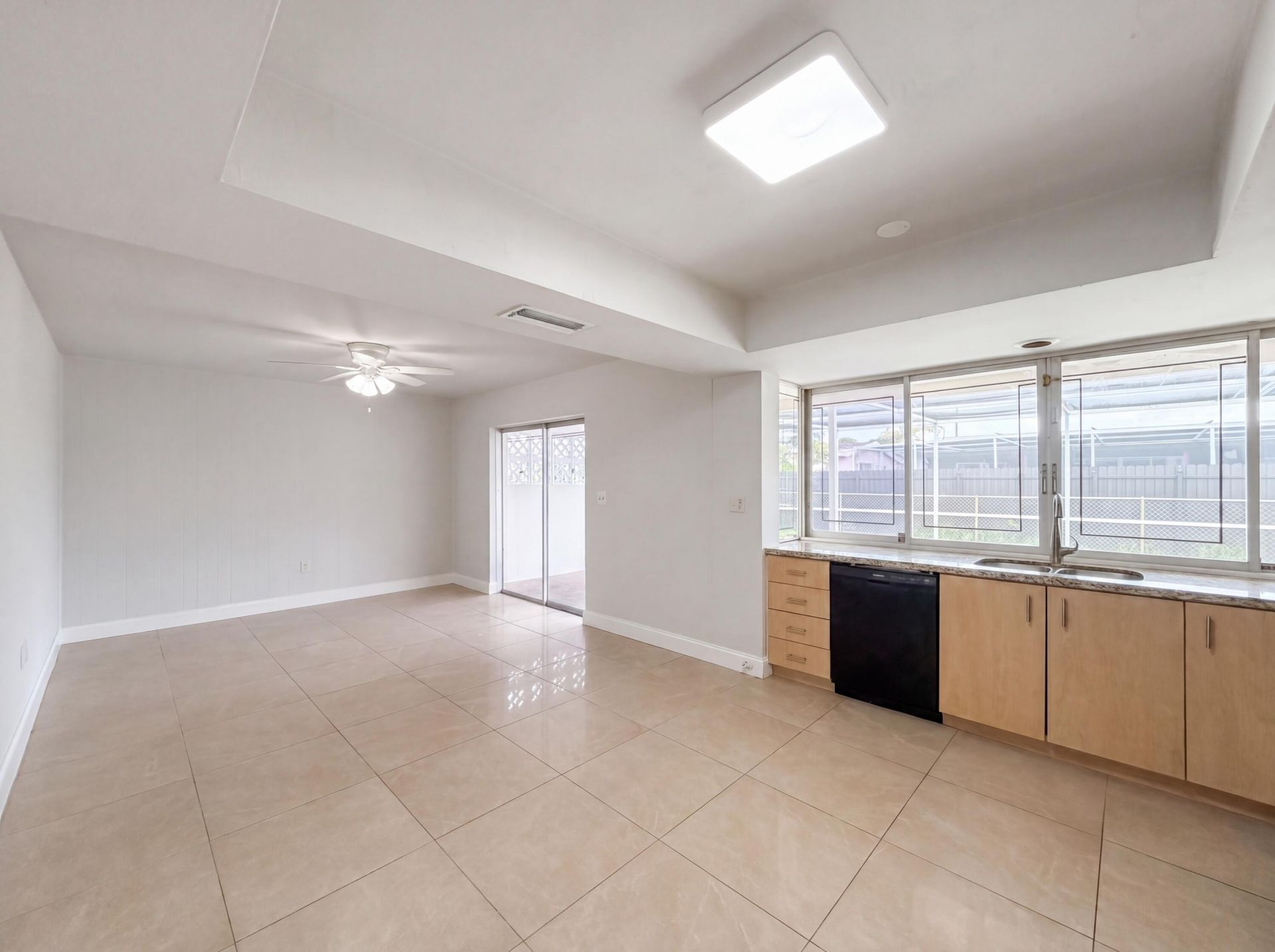 7141 Harbour Boulevard, Miramar, FL 33023 Photo