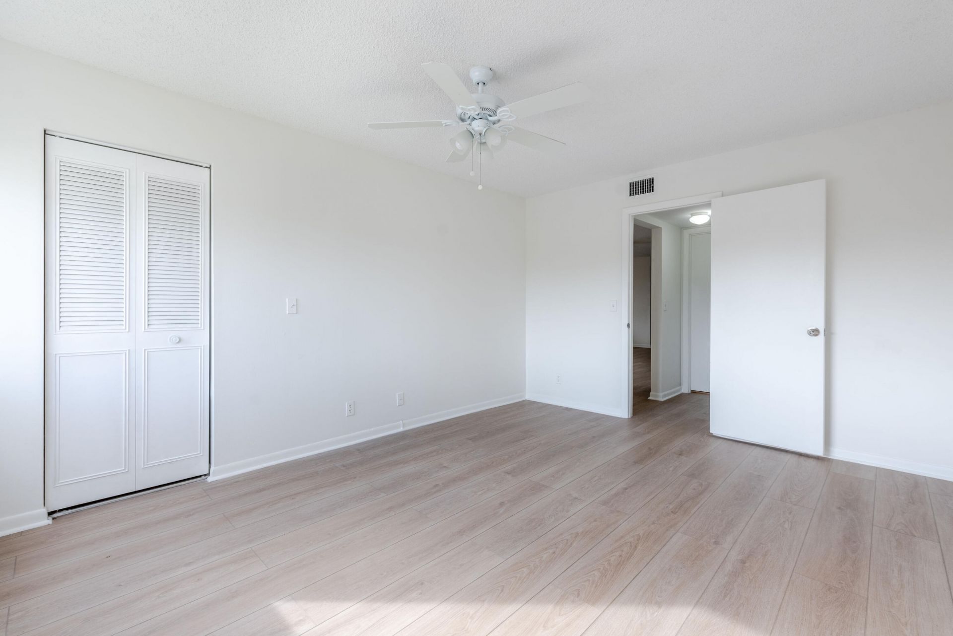 3561 Tall Pine Way, Unit D-2, Greenacres, FL 33463 Photo