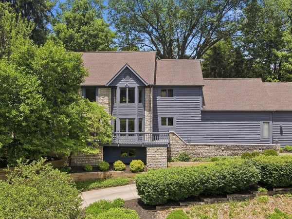 786 Robbins Way, Worthington, OH 43085