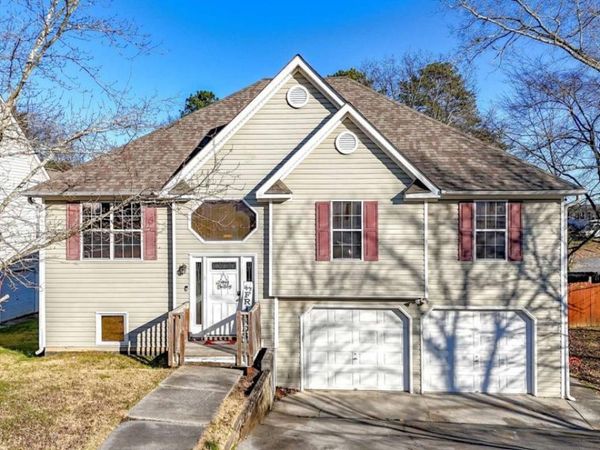 101 Twin Oaks Drive, Calhoun, GA 30701