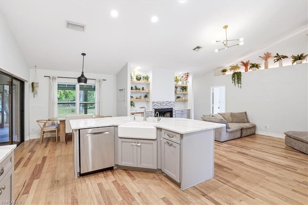 5991 Golden Oaks Ln , Naples, FL 34119 Photo