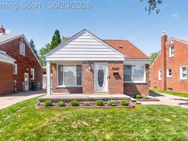 12972 Callender Street, Southgate, MI 48195