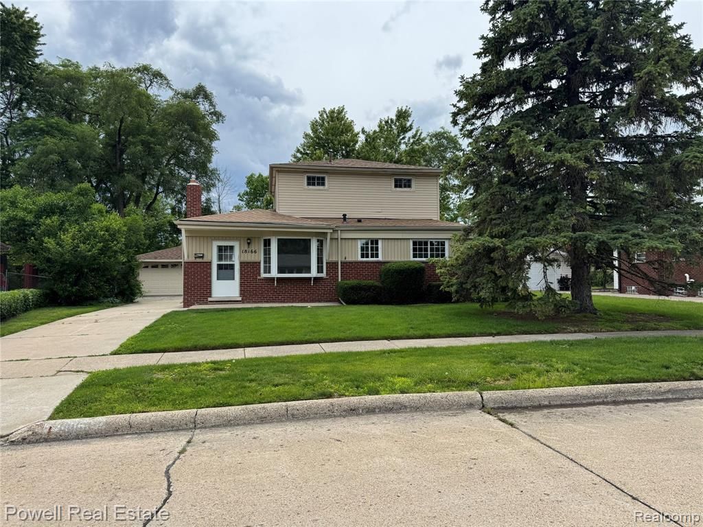 18166 Davidson, Fraser, MI 48026 Main Photo