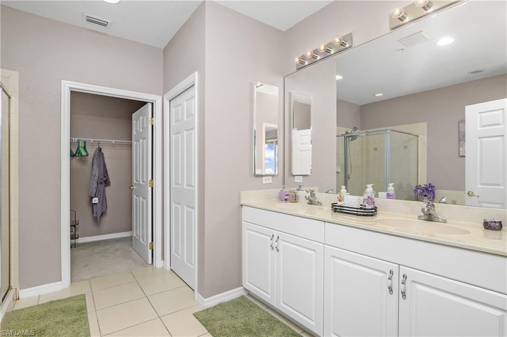9621 Spanish Moss Way , Unit 3825, Bonita Springs, FL 34135 Photo