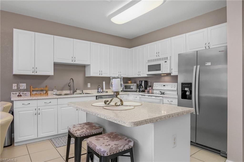 9621 Spanish Moss Way , Unit 3825, Bonita Springs, FL 34135 Photo