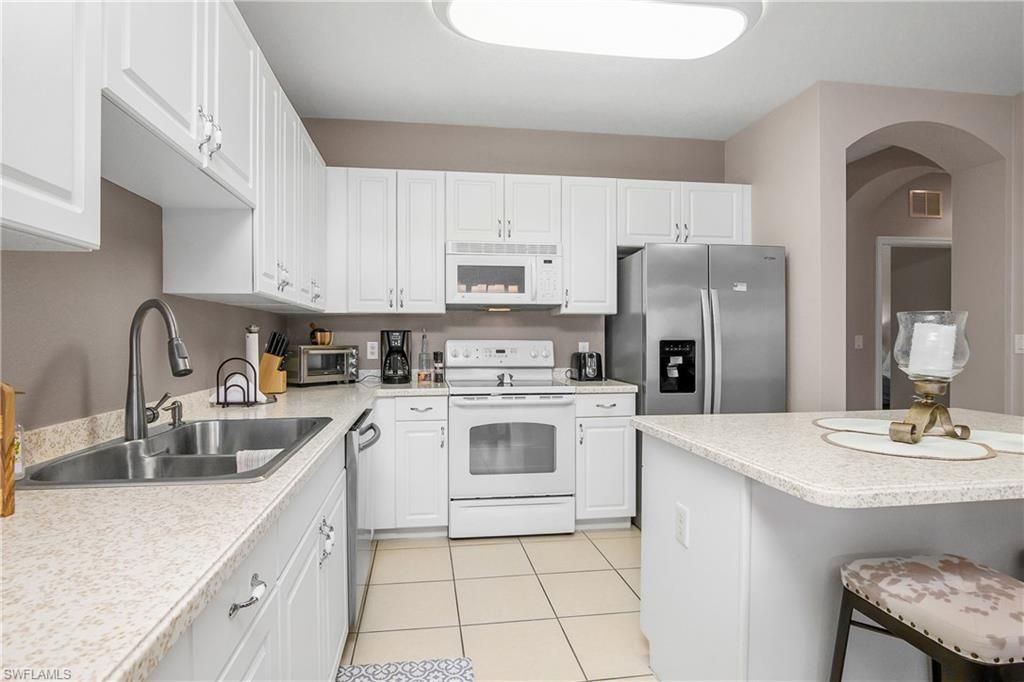 9621 Spanish Moss Way , Unit 3825, Bonita Springs, FL 34135 Photo