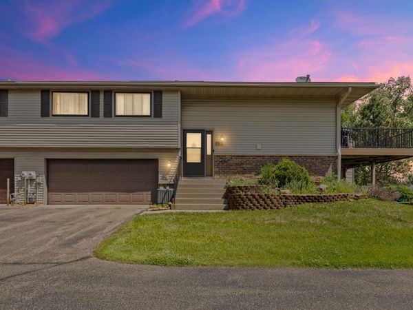 4126 Sylvia Lane S, Shoreview, MN 55126