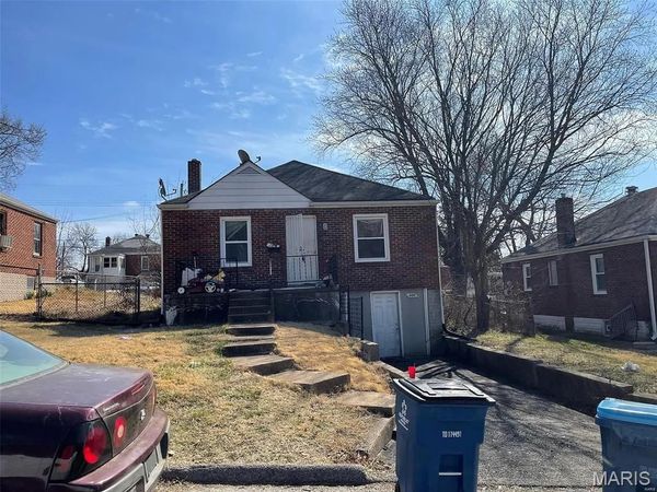 5410 Fletcher Street , St Louis, MO 63136