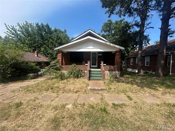 6343 Lena Avenue, St Louis, MO 63136