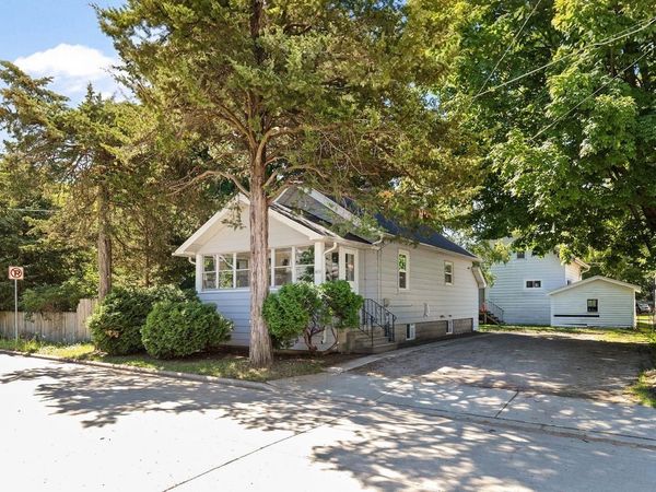 411 MARSTON PLACE, Oshkosh, WI 54901