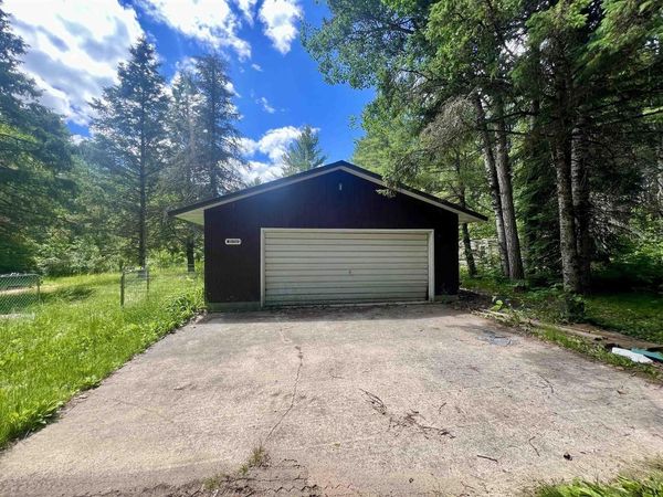 N15475 HARDWOODS ROAD, Amberg, WI 54102