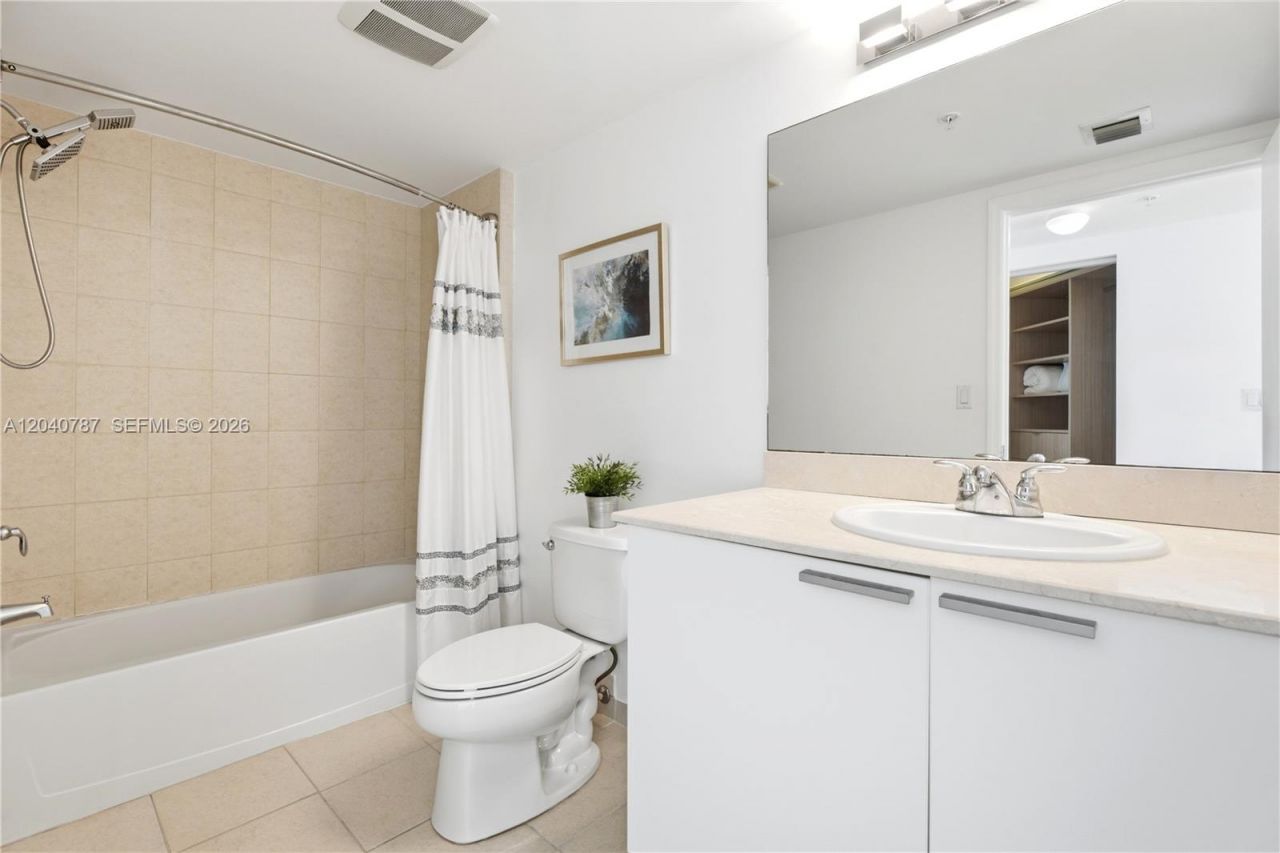 16699 Collins Ave , Unit 1804, Sunny Isles Beach, FL 33160 Photo