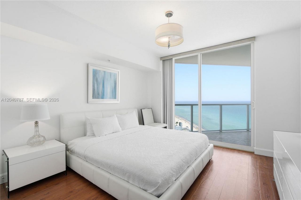 16699 Collins Ave , Unit 1804, Sunny Isles Beach, FL 33160 Photo