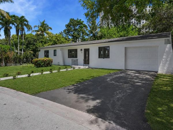 211 Washington Dr , Coral Gables, FL 33133