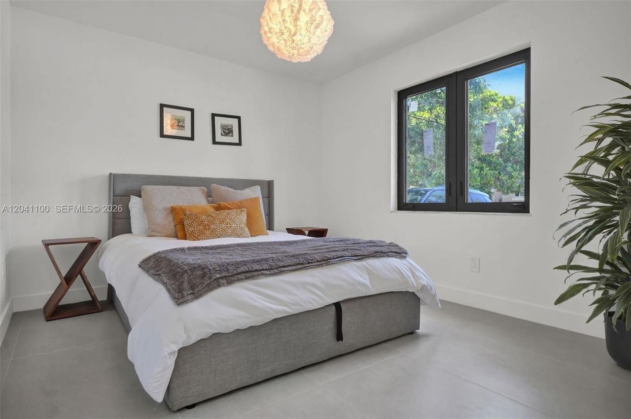 211 Washington Dr, Coral Gables, FL 33133 Photo