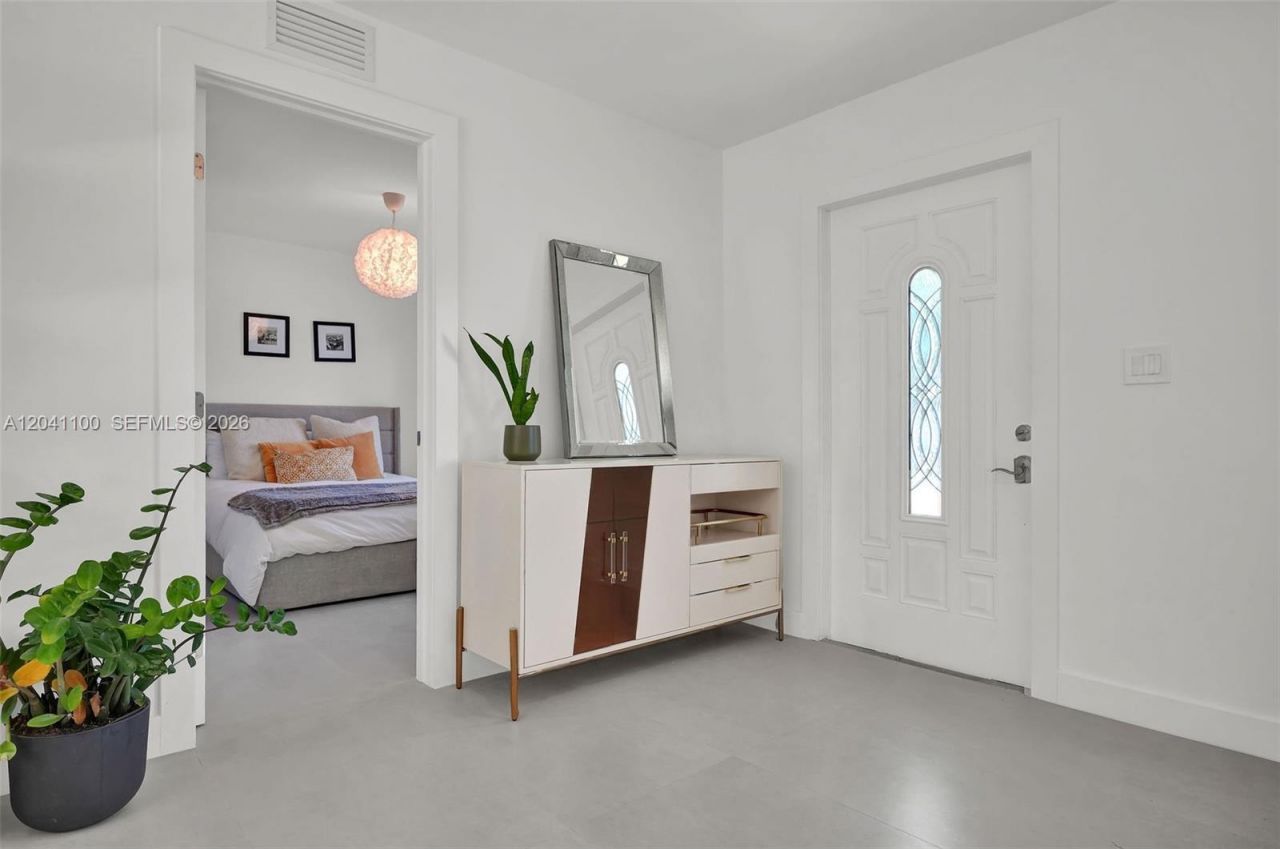 211 Washington Dr, Coral Gables, FL 33133 Photo