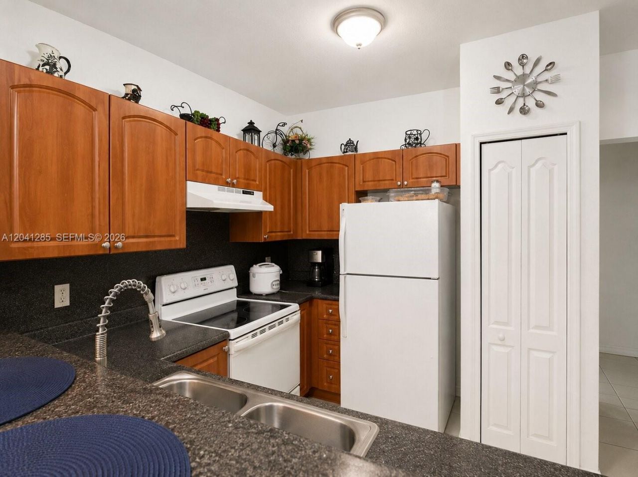 7250 NW 177th St , Unit 200-16, Hialeah, FL 33015 Photo