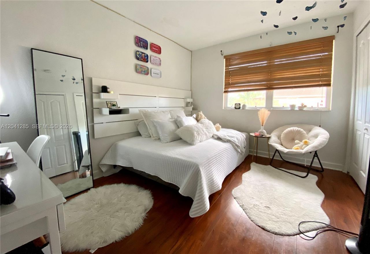 7250 NW 177th St , Unit 200-16, Hialeah, FL 33015 Photo