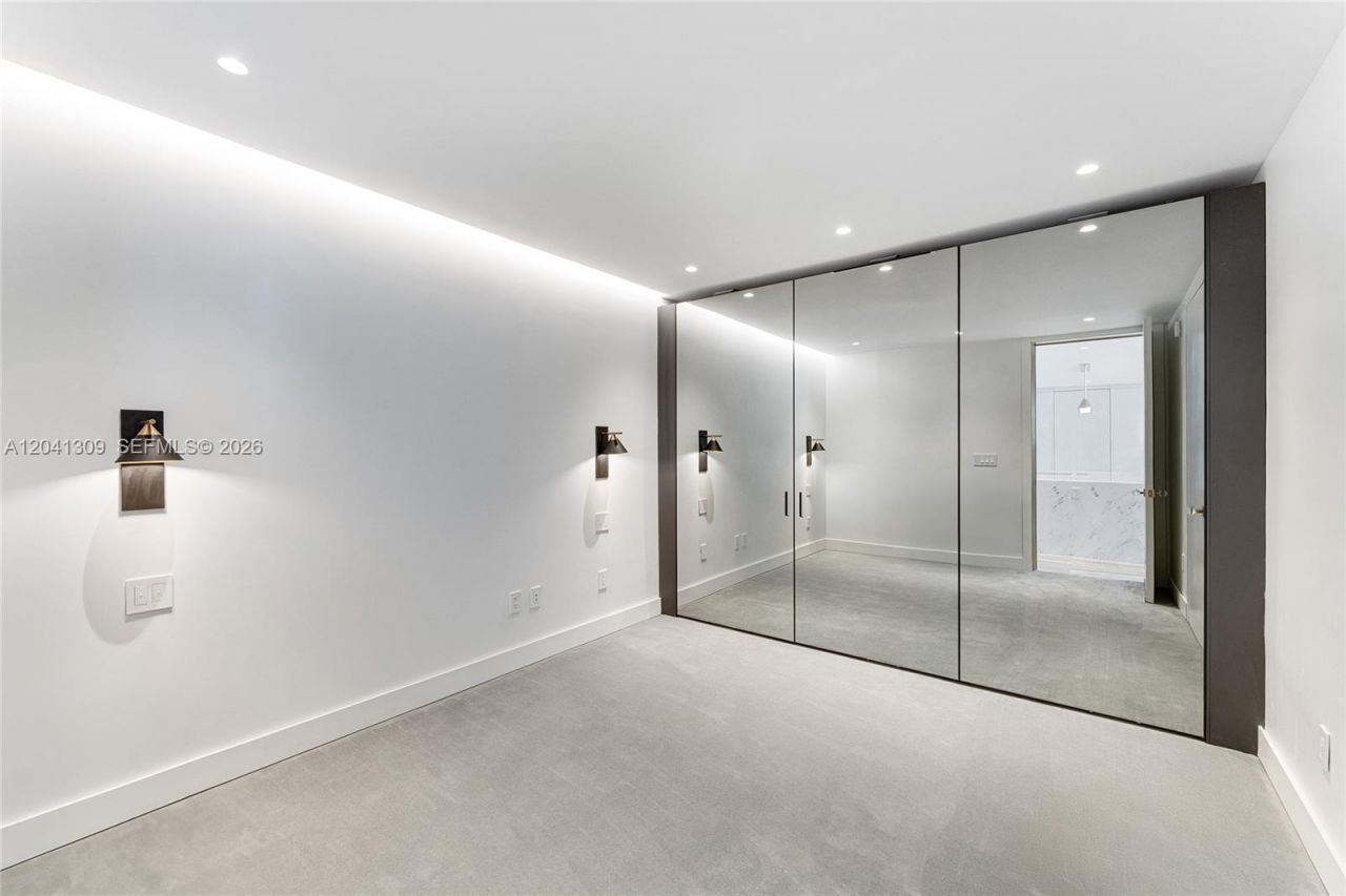 10201 Collins Ave , Unit 906, Bal Harbour, FL 33154 Photo