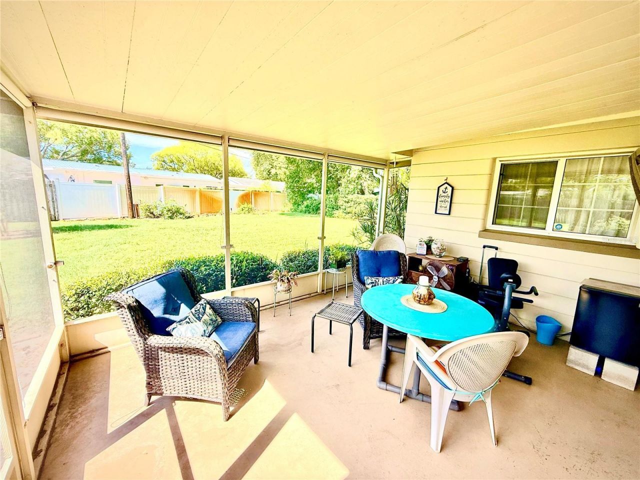 6086 28th Avenue N, Saint Petersburg, FL 33710 Photo