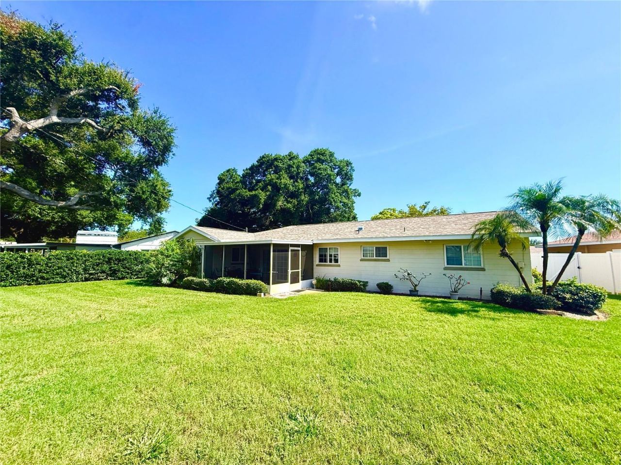 6086 28th Avenue N, Saint Petersburg, FL 33710 Photo