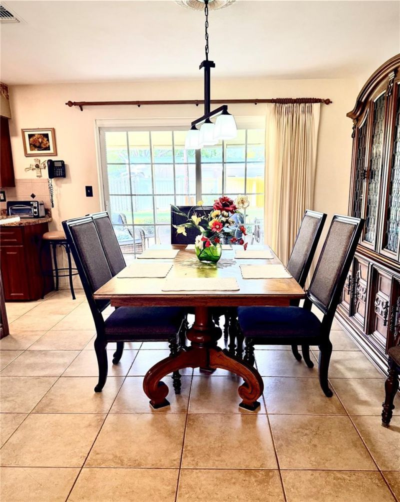 6086 28th Avenue N, Saint Petersburg, FL 33710 Photo