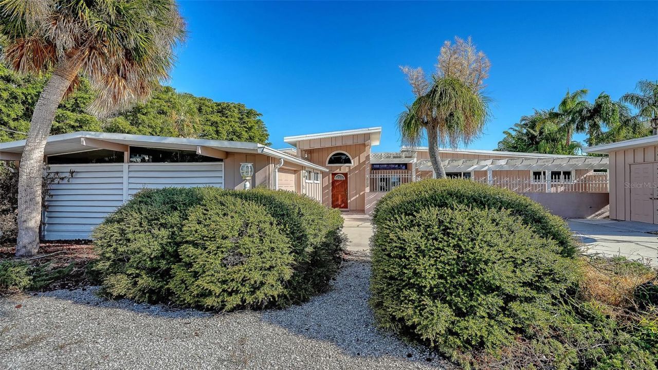 355 S Shore Drive , Sarasota, FL 34234 Photo