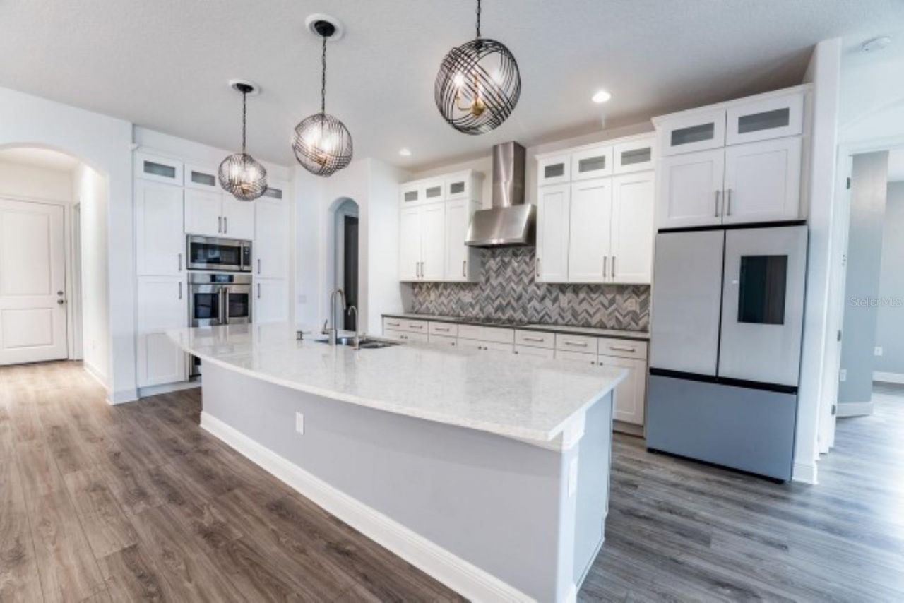 913 Buckhurst Drive , Spring Hill, FL 34609 Photo