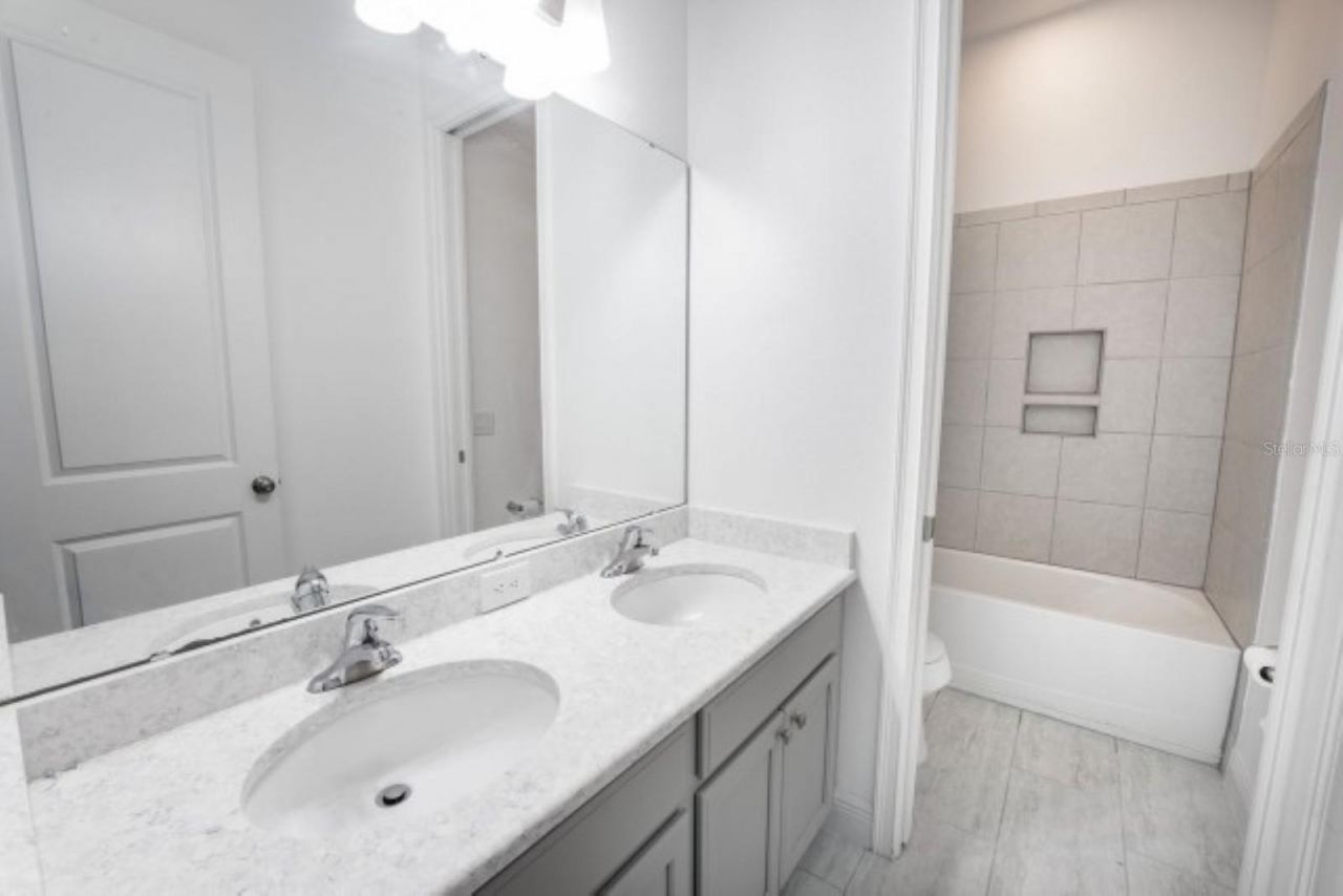 913 Buckhurst Drive , Spring Hill, FL 34609 Photo